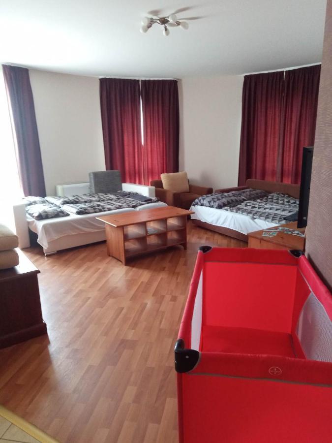 Oazis Wellness Apartman2 Хайдусобосло Экстерьер фото