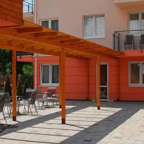 Oazis Wellness Apartman2 Хайдусобосло Экстерьер фото